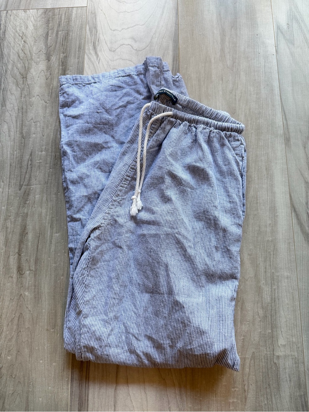 Brandy Melville stripped linen pants